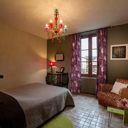 La maison de Violette Couette-café Veyrignac